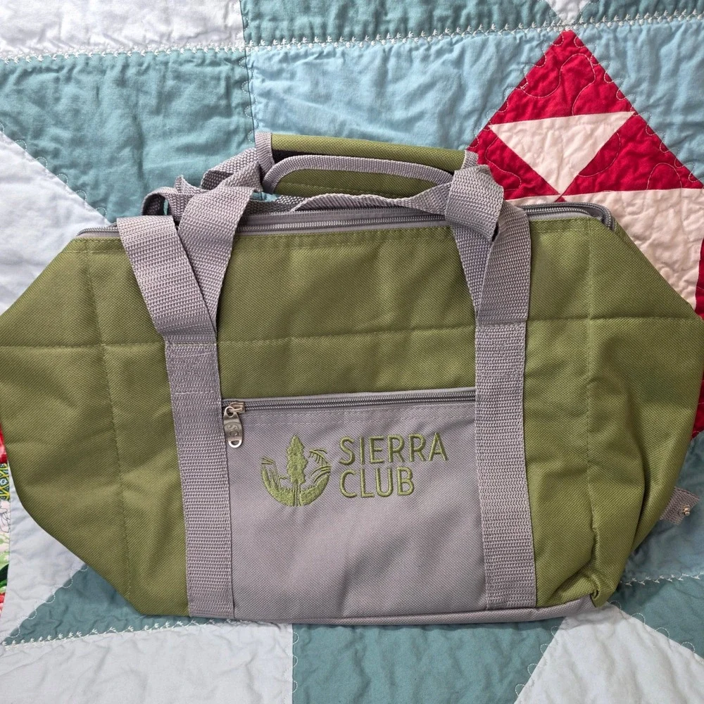 Sierra Club Insulated Cooler Bag‎ Green Gray Duffel Tote
